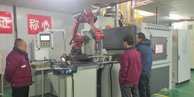 三明自动喷砂机选型要点,看完少走弯路。